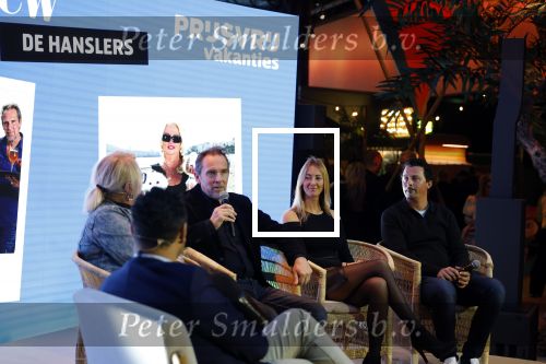 Den Bosch 7 februari 2026
De Hanslers , Monique Hansler Peter Hansler Mike Hansler en zijn vriendin op het vakantiefestival in de brabanthallen in Den Bosch . Khalid Kasem intervieuwde hen in de stand van Prijsvrij.
