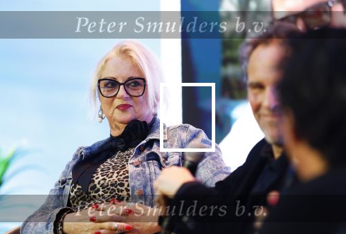 Den Bosch 7 februari 2026
De Hanslers , Monique Hansler Peter Hansler Mike Hansler en zijn vriendin op het vakantiefestival in de brabanthallen in Den Bosch . Khalid Kasem intervieuwde hen in de stand van Prijsvrij.