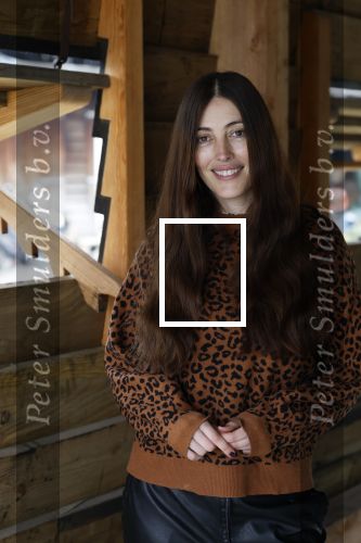 Amsterdam 30 januari 2026
Buiten gewone gezinnen, het nieuwe boek van acteur, columnist en podcastmaker Diego Gonzalez-Clark is vandaag gepresenteerd. Chantal Janzen ontving het eerste boek . Nadia Palesa
