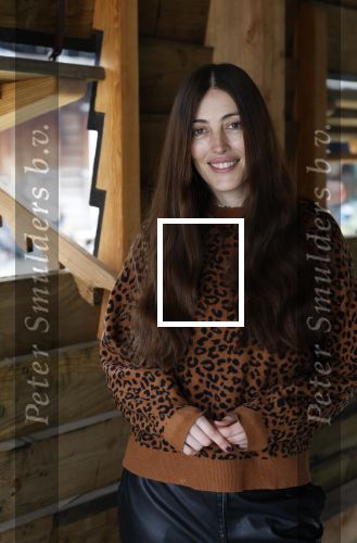 Amsterdam 30 januari 2026
Buiten gewone gezinnen, het nieuwe boek van acteur, columnist en podcastmaker Diego Gonzalez-Clark is vandaag gepresenteerd. Chantal Janzen ontving het eerste boek . Nadia Palesa