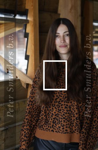 Amsterdam 30 januari 2026
Buiten gewone gezinnen, het nieuwe boek van acteur, columnist en podcastmaker Diego Gonzalez-Clark is vandaag gepresenteerd. Chantal Janzen ontving het eerste boek . Nadia Palesa