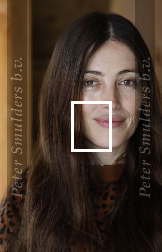 Amsterdam 30 januari 2026
Buiten gewone gezinnen, het nieuwe boek van acteur, columnist en podcastmaker Diego Gonzalez-Clark is vandaag gepresenteerd. Chantal Janzen ontving het eerste boek . Nadia Palesa