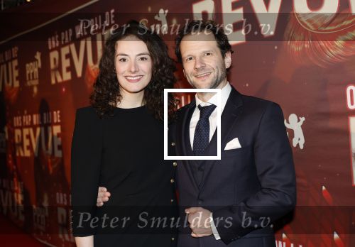 Amsterdam 26 januari 2026
Premiere ons pap wil bij de revue in het deLaMar theater . Nandi v Beurden met partner
