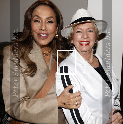 Tilburg 29 januari 2026
Premiere de Bevers in de schouwburg van Tilburg . John de Bever en Kees de Bever geven een voorstelling met oa Bas Muijs Adje v Bavel en Mariska v Kolck. Patty Brard en Ria Valk