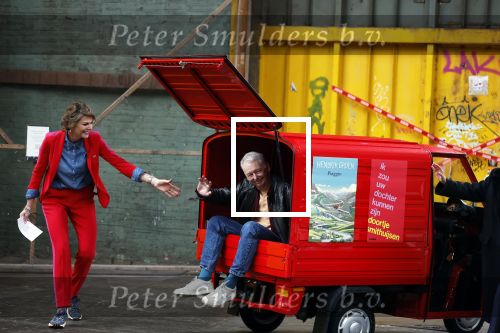 Amsterdam 11 februari 2026
Bekendmaking boekenweekgeschenk auteur 2026 -  Peter de Smet (Hendrik Groen)  en Doortje Smithuijsen ( ik zou uw dochter kunnen zijn) . Eveline Aendekerk stelde ze voor .