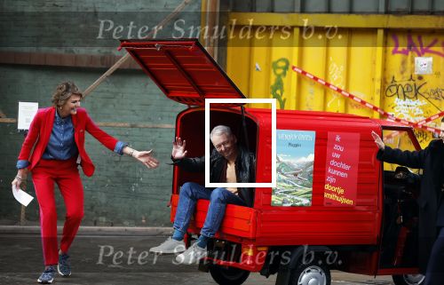 Amsterdam 11 februari 2026
Bekendmaking boekenweekgeschenk auteur 2026 -  Peter de Smet (Hendrik Groen)  en Doortje Smithuijsen ( ik zou uw dochter kunnen zijn) . Eveline Aendekerk stelde ze voor .