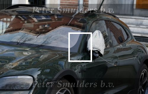 Amsterdam 17 februari 2026
Porsche Taycan van prins Maurits met speciale kappen op de spiegels tegen diefstal