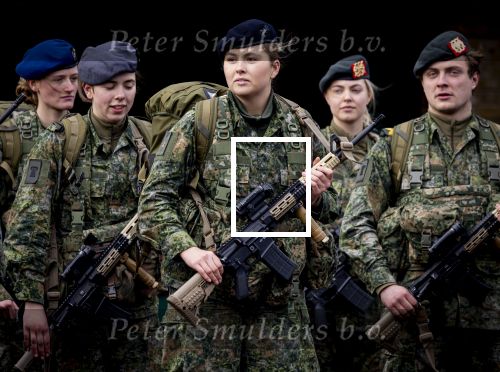 Ermelo 23 januari 2026
Prinses Amalia heeft haar  militaire opleiding afgerond en is bevorderd tot korporaal . Ze krijgt haar Baret .
Koningin Maxima was aanwezig en was hel erg trots