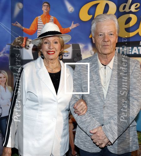 Tilburg 29 januari 2026
Premiere de Bevers in de schouwburg van Tilburg . John de Bever en Kees de Bever geven een voorstelling met oa Bas Muijs Adje v Bavel en Mariska v Kolck. Ria Valk en haar vriend