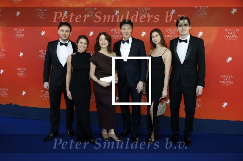Delft 8 februari 2026
Premiere musical Willem van Oranje . Rick Engelkes kwam met zijn vrouw Annemarie en hun dochters met aanhang