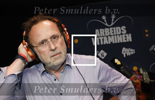Hilversum 19 februari 2026
Rick van Velthuysen, Bas Westerweel, Hans Schiffers en Mirjam Verhoef tijdens de viering van het 80-jarig jubileum van Arbeidsvitaminen. Het langstlopende nationale radioprogramma viert dit met een live-uitzending vanuit de Vioolkist in Hilversum