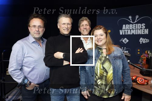 Hilversum 19 februari 2026
Rick v Velthuysen Bas Westerweel Hans Schiffers en Mirjam Verhoef tijdens de viering van het 80-jarig jubileum van Arbeidsvitaminen. Het langstlopende nationale radioprogramma viert dit met een live-uitzending vanuit de Vioolkist in Hilversum
