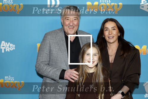 Amsterdam 24 januari 2026
Premiere Miss Molly in Tuschinski met in de cast oa Sarah Bannier (zwanger) en Carice v Houten . Robert v Beckhoven kwam met zijn dochter Manon en kleindochter