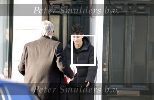 Amsterdam 24 januari 2026
Ruud de Wild met boodschappen bij zijn huis .