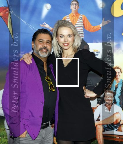 Tilburg 29 januari 2026
Premiere de Bevers in de schouwburg van Tilburg . John de Bever en Kees de Bever geven een voorstelling met oa Bas Muijs Adje v Bavel en Mariska v Kolck. Sabine Vas Nunes ( vrouw Bas Muijs) kwam met beste vriend Bas en zijn ouders