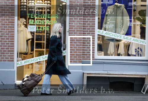Amsterdam 10 februari 2026
Suze Mens op straat in Amsterdam zuid