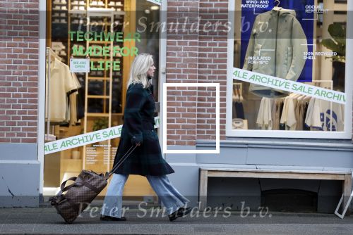 Amsterdam 10 februari 2026
Suze Mens op straat in Amsterdam zuid