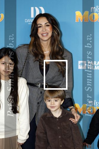 Amsterdam 24 januari 2026
Premiere Miss Molly in Tuschinski met in de cast oa Sarah Bannier (zwanger) en Carice v Houten . Tamara Elbaz kwam haar zoon