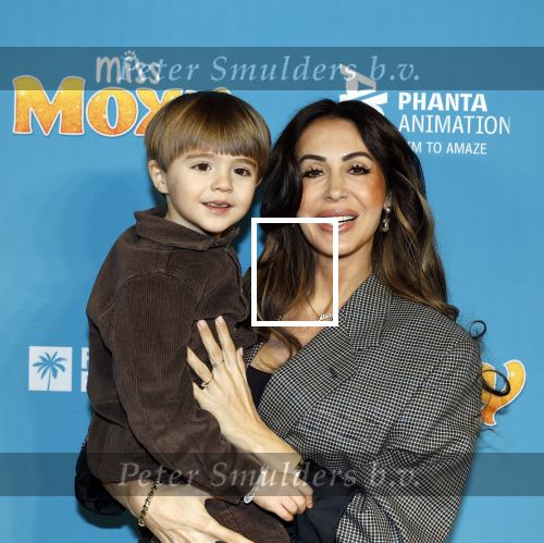 Amsterdam 24 januari 2026
Premiere Miss Molly in Tuschinski met in de cast oa Sarah Bannier (zwanger) en Carice v Houten . Tamara Elbaz kwam haar zoon