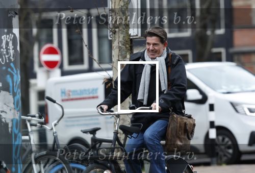 Amsterdam 26 januari 2026
Twan Huys op de fiets in Amsterdam