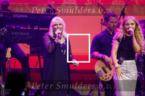 Tilburg 2 oktober 2023
Buma Prijzen in 013 in Tilburg .
Zangeres Mieke zingt samen met Marco Schuitmaker het liedje Engelbewaarder.