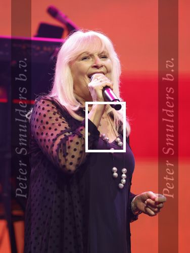 Tilburg 2 oktober 2023
Buma Prijzen in 013 in Tilburg .
Zangeres Mieke zingt samen met Marco Schuitmaker het liedje Engelbewaarder.