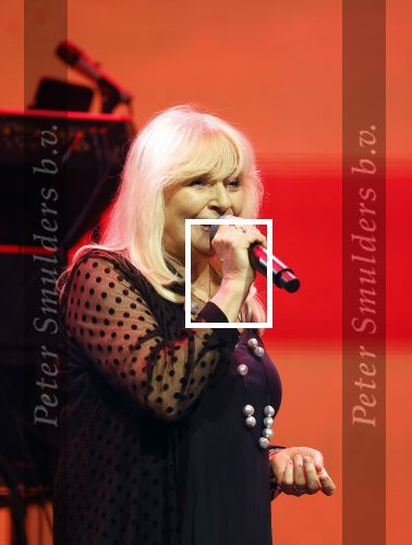 Tilburg 2 oktober 2023
Buma Prijzen in 013 in Tilburg .
Zangeres Mieke zingt samen met Marco Schuitmaker het liedje Engelbewaarder.