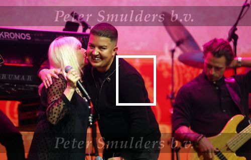 Tilburg 2 oktober 2023
Buma Prijzen in 013 in Tilburg .
Zangeres Mieke zingt samen met Marco Schuitmaker het liedje Engelbewaarder.