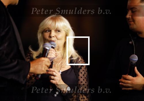 Tilburg 2 oktober 2023
Buma Prijzen in 013 in Tilburg .
Zangeres Mieke zingt samen met Marco Schuitmaker het liedje Engelbewaarder.