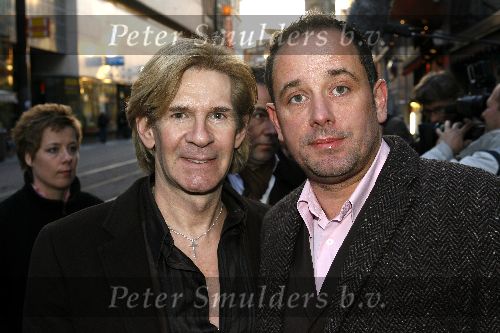 Amsterdam 4 april 2006
Presentatie samsung telefoon in Cineac.
Addy v d Krommenacker met vriend