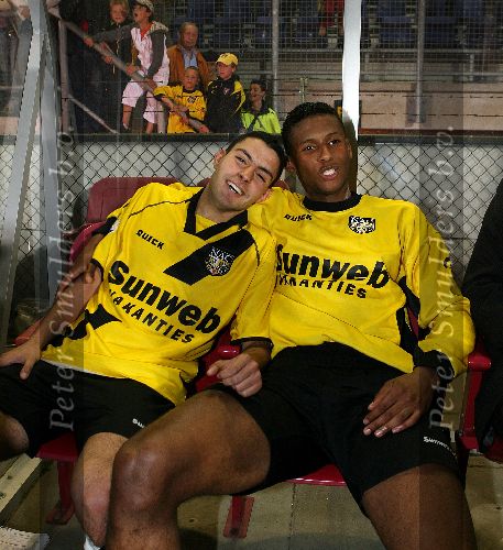 Breda, 9 Mei 2006 Laatste wedstrijd in de play-offs voor degradatie/promotie eredivisie Seizoen 2005/2006
NAC-FC Volendam, eindstand 0-0
David Mendes Da Silva en Anouar Diba
© Edwin van Zandvoort