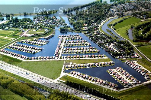 Vinkeveen 2006
Vakantiepark Buitenborgh met 220 Waterwoningen