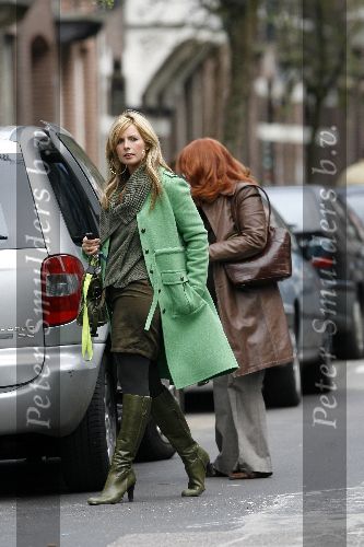 Amsterdam 15 april 2006
Candy Dulfer en haar moeder doen boodchappen op de cornelis schuytstraat