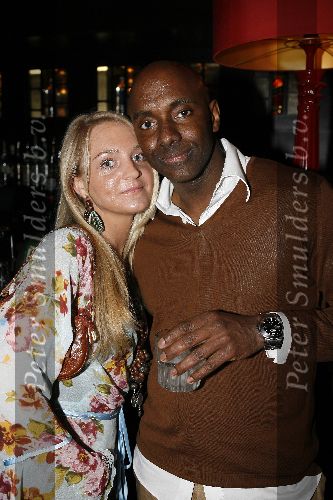 Hilversum 25 april 2006
Presentatie dvd Gooische vouwen in Musk.
Carlos Lens met vriendin