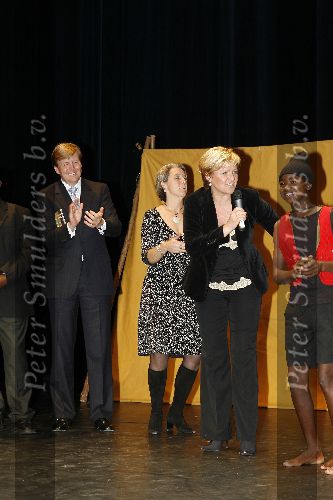 Amsterdam 9 april 2006
Premiere Black Pinocchio in de RAI.
Prins Willem Alexander en Caroline Tensen.