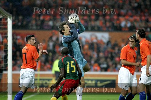Zaterdag, 27 Mei 2006 Vriendschappelijke interland op weg naar het WK 2006 Nederland-Kameroen, eindstand 1-0
Edwin v d Sar
© Foto Jeffrey Derksen