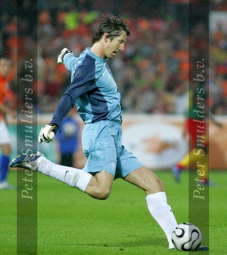Zaterdag, 27 Mei 2006 Vriendschappelijke interland op weg naar het WK 2006 Nederland-Kameroen, eindstand 1-0
Edwin v d Sar
© Foto Jeffrey Derksen