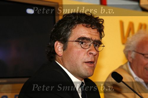 Amsterdam 11 mei 2006
Presentatie DVD Henk Spaan in Olympisch stadion.
Erik v Muiswinkel en Diederik v Vleuten.