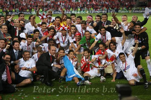 Eindhoven, 10 Mei 2006 Finale UEFA Cup Seizoen 2005/2006 tussen Middlesbrough FC-FC Sevilla, eindstand 0-4
de spelers van FC Sevilla
© Edwin van Zandvoort
