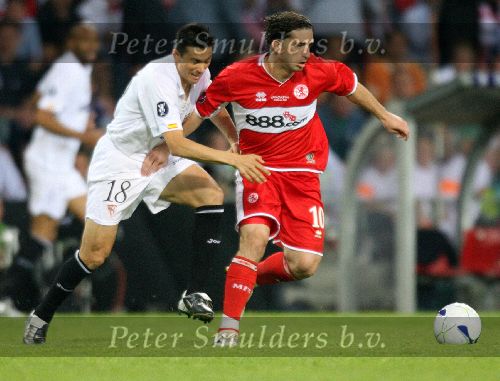 Eindhoven, 10 Mei 2006 Finale UEFA Cup Seizoen 2005/2006 tussen Middlesbrough FC-FC Sevilla, eindstand 0-4
Fabio Rochemback in duel Marti
© Edwin van Zandvoort