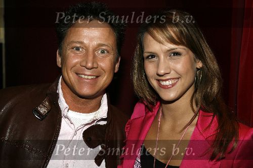 Amsterdam 4 april 2006
Presentatie samsung telefoon in Cineac.
Floortje idols met Armando Borsato