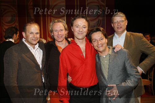 Hilversum 30 april 2006
Dancing with the stars.
Frits Sissing met zijn broers.