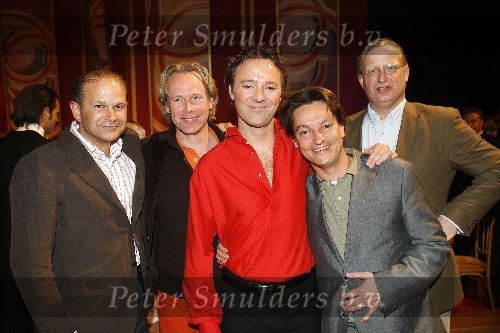 Hilversum 30 april 2006
Dancing with the stars.
Frits Sissing met zijn broers.