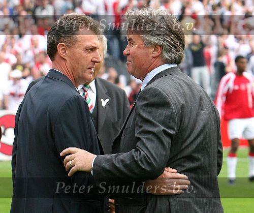 Rotterdam, 7 Mei 2006
Finale KNVB Beker AJAX-PSV, eindstand 2-1
Guus Hiddink met Ruud Krol