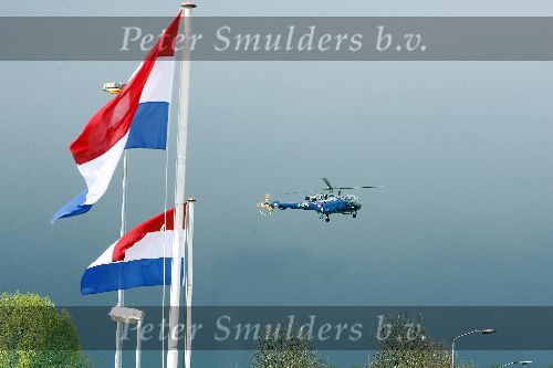 Zeewolde 29 april 2006
Koninginnedag 2006 in Almere en Zeewolde.
Koninklijke familie arriveert per helicopter