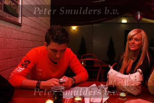 Rotterdam 28 april 2006
Nacht van Oranje in Ahoy.
Jan Smit  met een vriendin