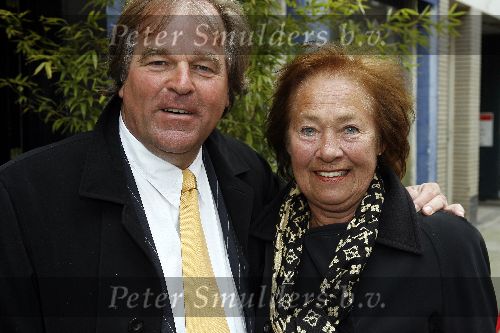 Amsterdam 11 april 2006
Joop Braakhekke viert zijn 65 verjaardag in le Garage
jan v Dooren met zijn vrouw Loes v Dooren