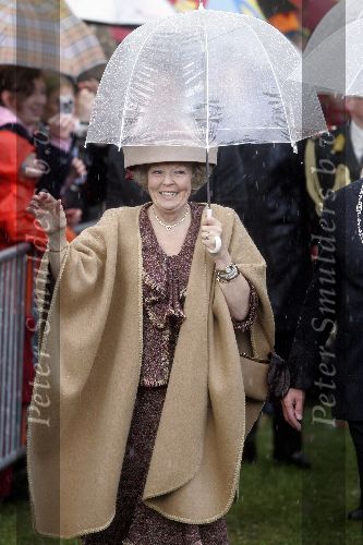 Zeewolde 29 april 2006
Koninginnedag 2006 in Almere en Zeewolde.
Koningin Beatrix