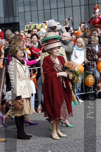 Almere 29 april 2006
Koninginnedag 2006 in Almere en Zeewolde.
Koningin Beatrix en Prinses Margriet