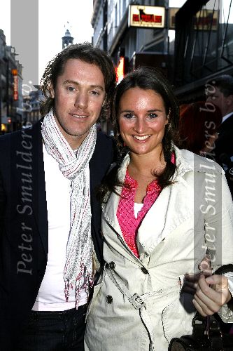 Amsterdam 4 april 2006
Presentatie samsung telefoon in Cineac.
Lieke v Lexmond met vriend Jeroen